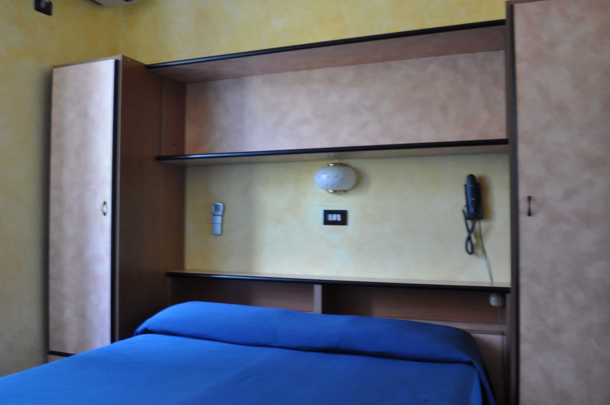 Hotel Roma มารีนา ดิ มาซซา ภายนอก รูปภาพ