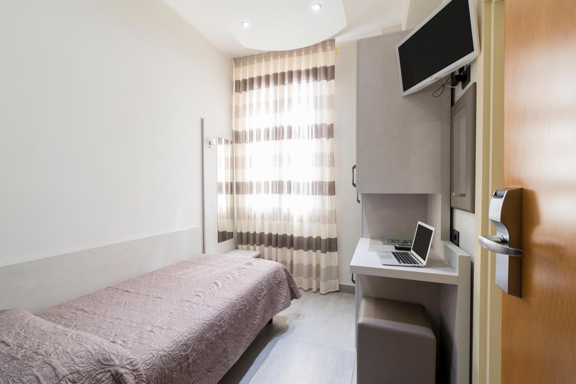 Hotel Roma มารีนา ดิ มาซซา ภายนอก รูปภาพ