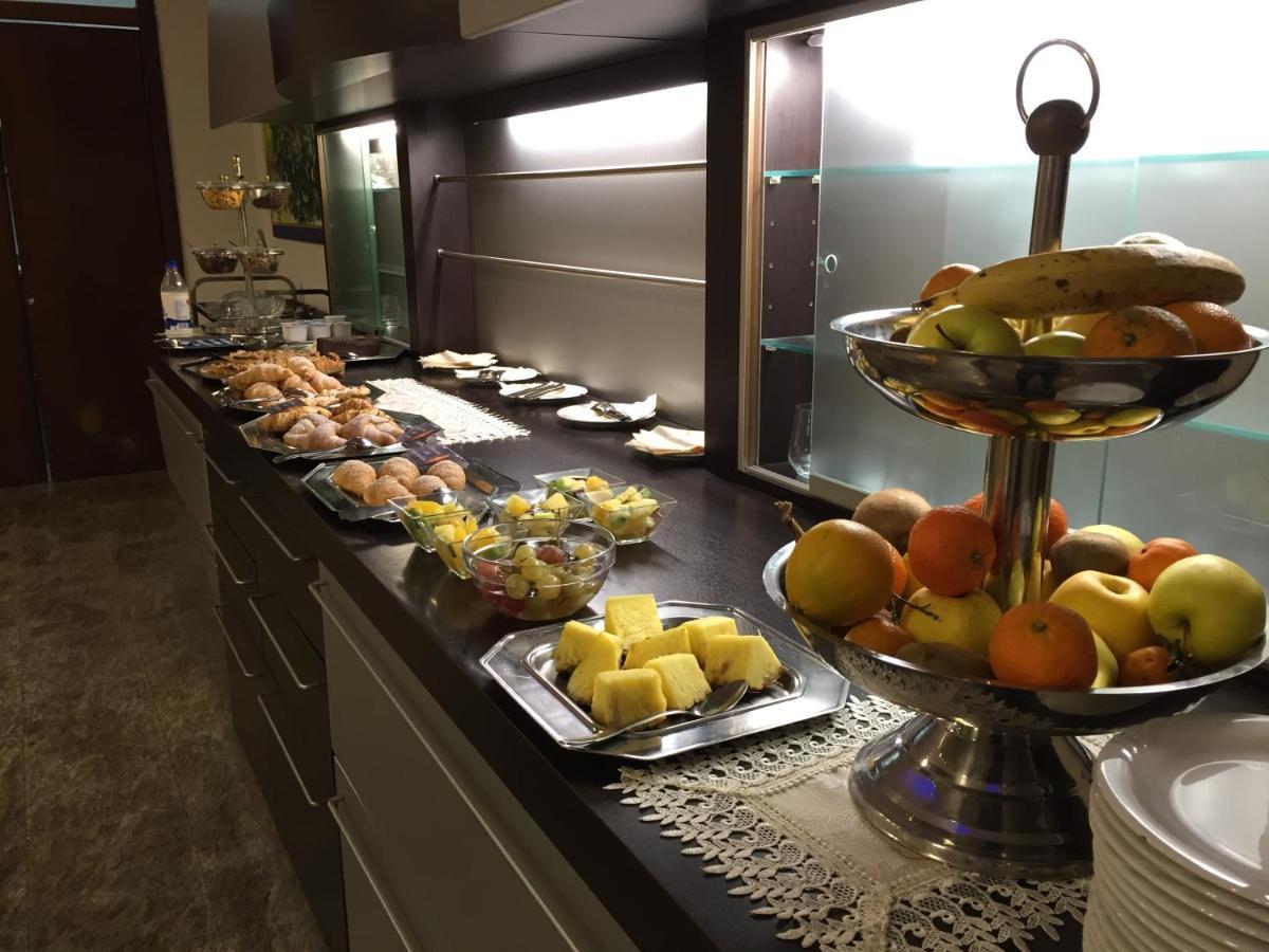 Hotel Roma มารีนา ดิ มาซซา ภายนอก รูปภาพ
